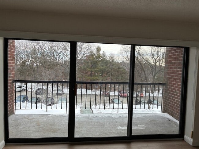 Building Photo - 1 Summit Dr