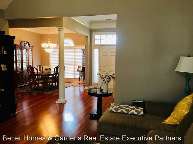 Foto del edificio - 4 br, 2 bath House - 189 Millwood Lane