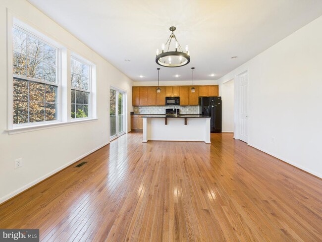 Building Photo - 18213 Jillian Ln