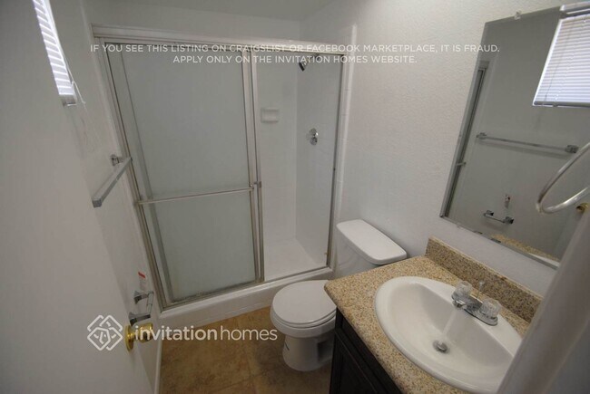 Foto del edificio - 2573 E Commonwealth Cir
