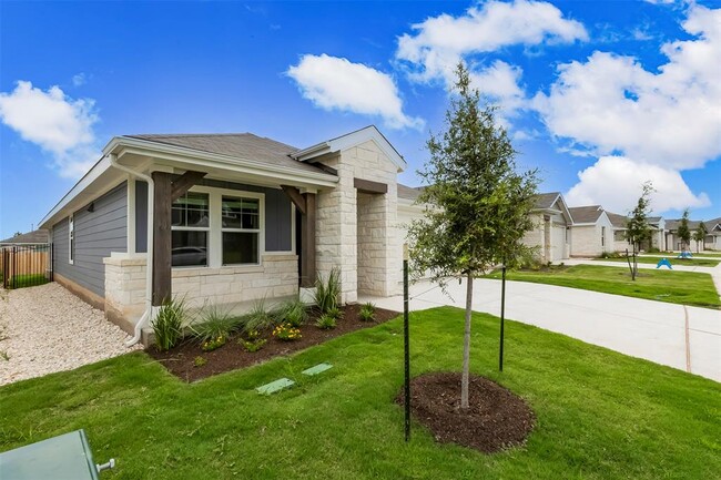 Building Photo - 4905 Hazelnut Ln