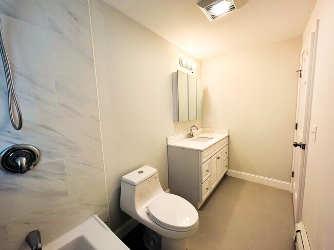 Foto del edificio - 27 Waverly St