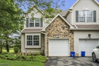 Building Photo - 42 Bateman Way