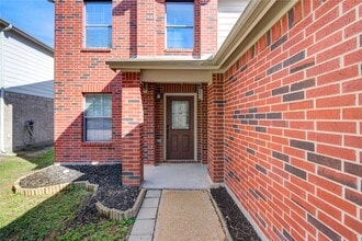 Building Photo - 15518 Miller House Ln