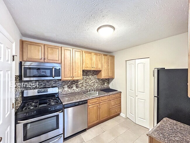 Foto del edificio - 1461 Springleaf Cir SE