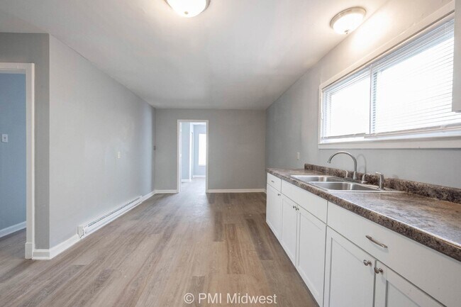Foto del edificio - Charming Indianapolis Apartment in Prime L...