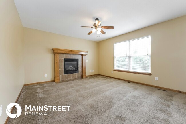 Foto del edificio - 1700 Clear Creek Dr