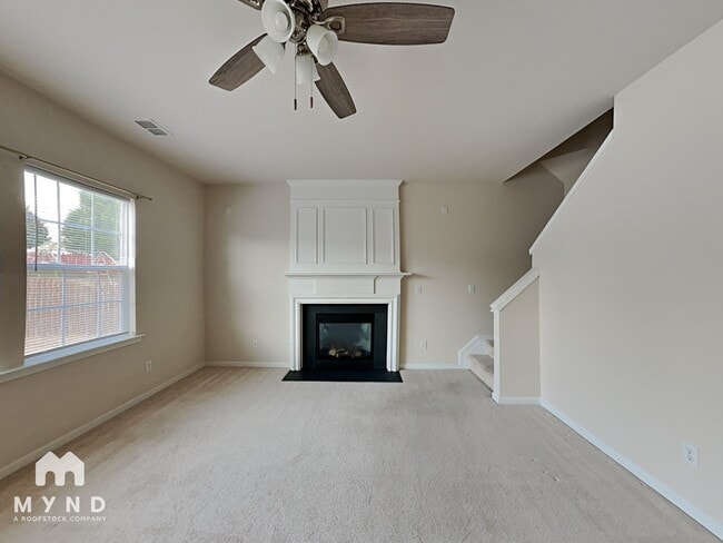 Foto del edificio - 10629 Claude Freeman Dr