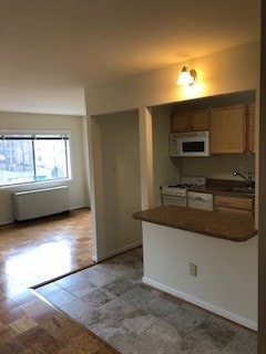 Photo - 4020 Washington Blvd Apartment