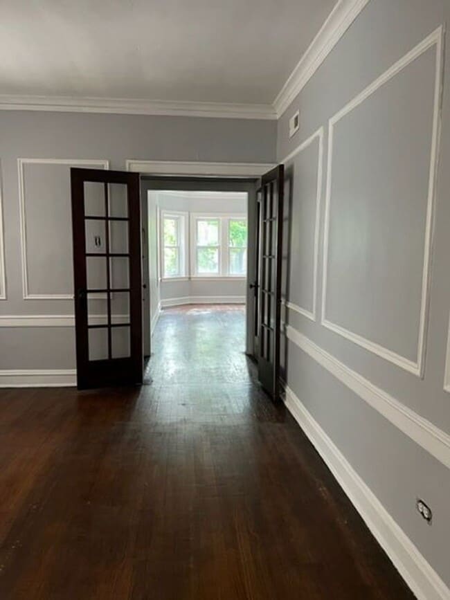 Foto del edificio - 8038 S Maryland Ave