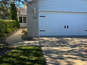 Building Photo - 1734 Fir Ave