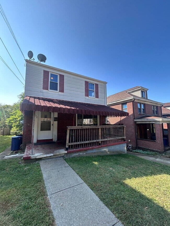 Building Photo - 3 Bedroom Single Family Home (Perry Hilltop)