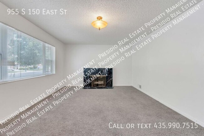 Building Photo - 955 S 150 E St
