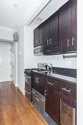 Foto del edificio - 225 Mott St