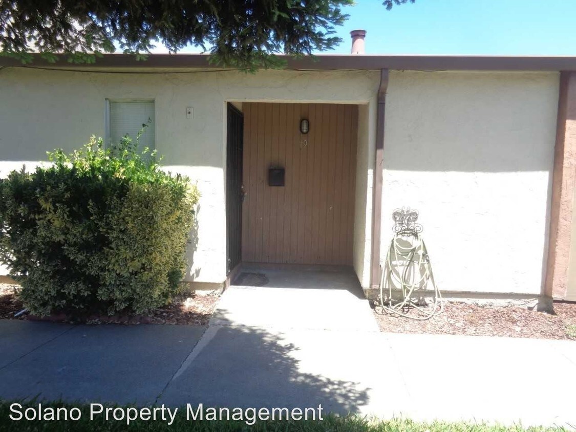 Foto principal - 2 br, 1 bath House - 19 El Dorado Ct