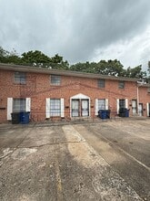 Building Photo - 4815 Hickory Ave