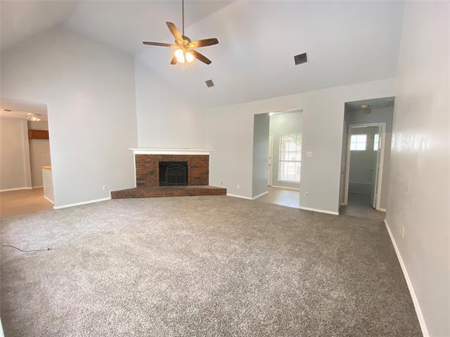 Foto del edificio - 6101 Meadowside Trail