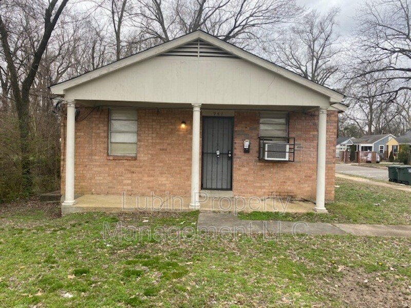 961 N Highland St, Memphis, TN 38122 Condo for Rent in Memphis, TN