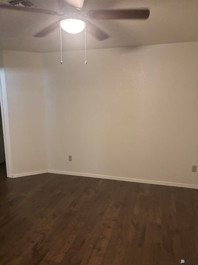 Foto del edificio - 2605 W 12th Pl