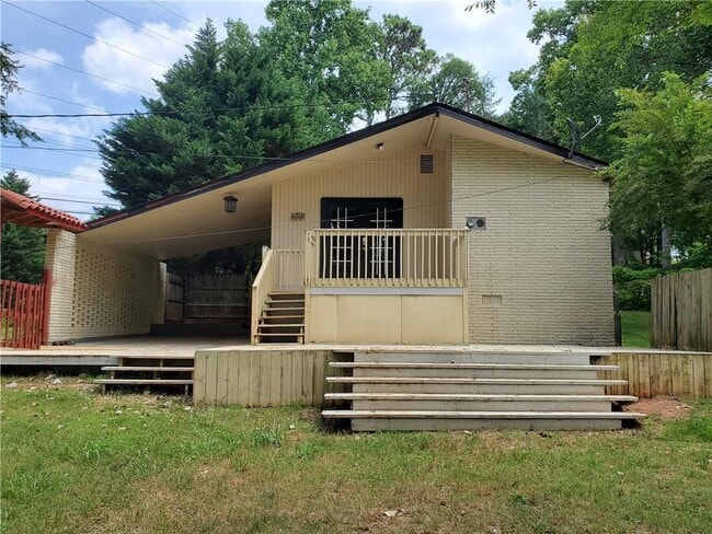 Building Photo - 931 Auburn Rd