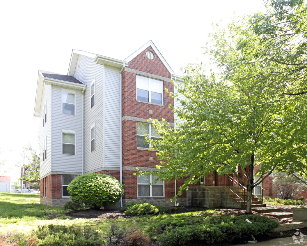 Building Photo - 4011 Olive St