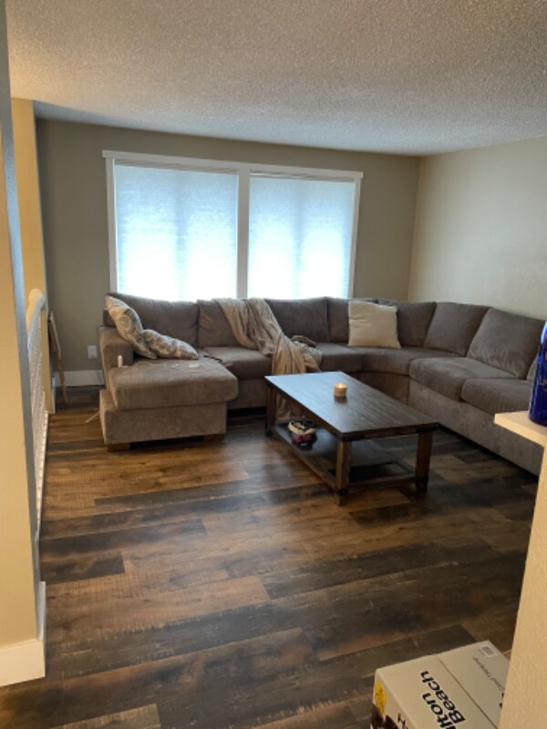 Foto del edificio - 8115 W Grand Ronde Ave