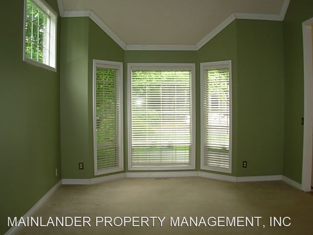 Building Photo - 4 br, 2.5 bath House - 4695 BLACK FOREST CT