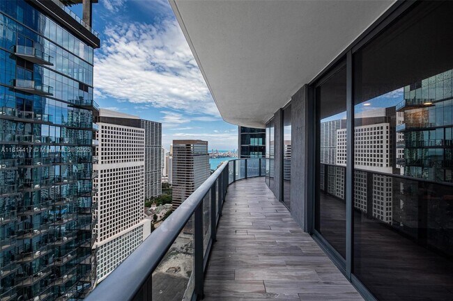 Foto del edificio - 801 S Miami Ave