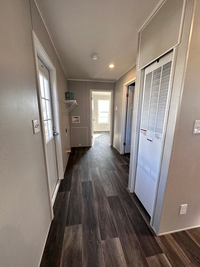 Building Photo - 210-212 12th St