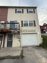 Building Photo - 54 N Front St