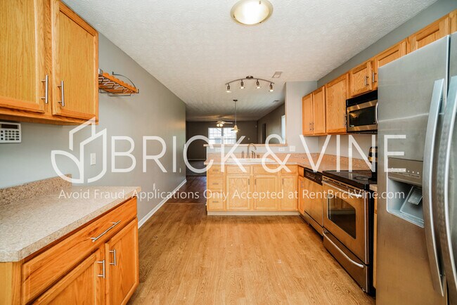 Building Photo - 2194 Rustic Ledge Drive