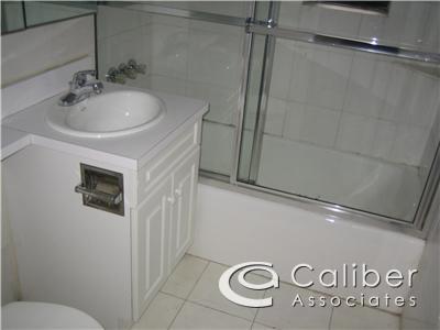 Foto del edificio - 159 E 33rd St