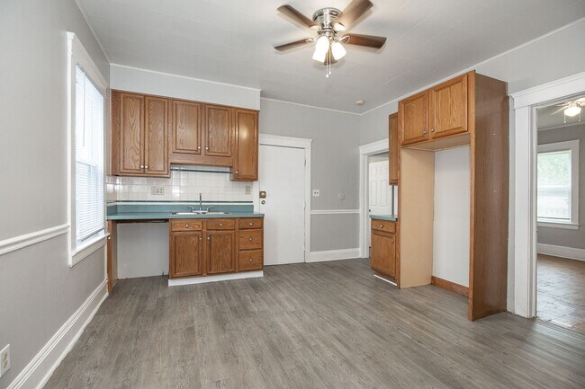 Foto del edificio - 13233 Carrington Ave