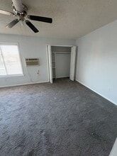 Building Photo - 222 Walnut Hill Dr
