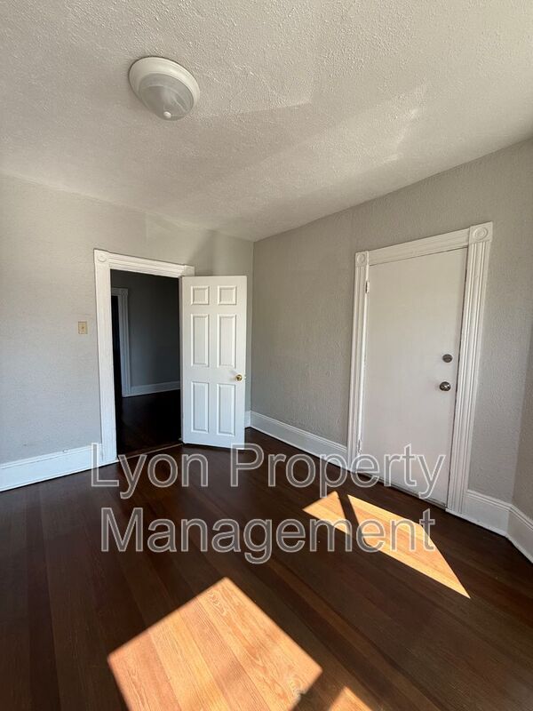 Foto del edificio - 50 Ashley St