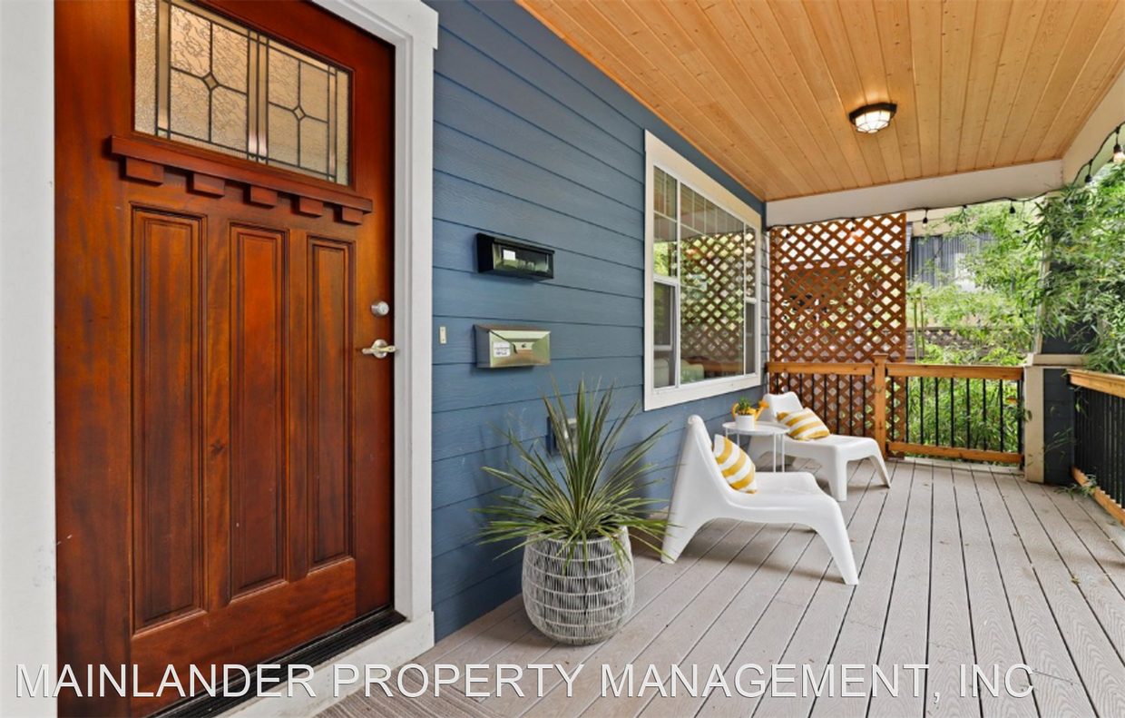 Foto principal - 4 br, 2 bath House - 1927 SE WASHINGTON ST...