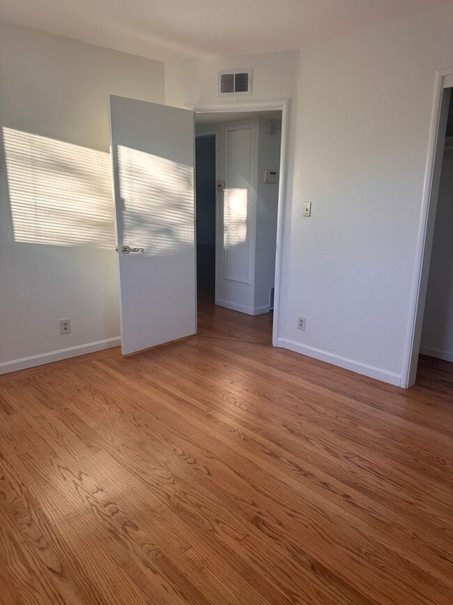 Photo - Garden of the Gods 3/1 House