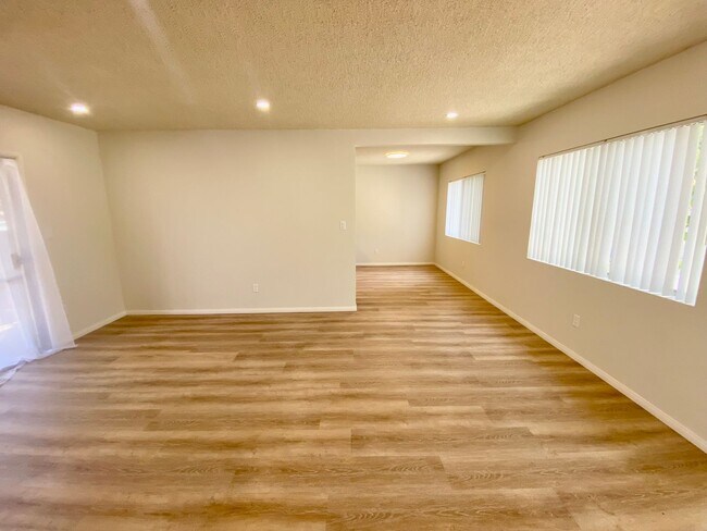 Building Photo - Rindge Lane
