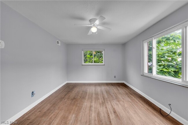 Building Photo - 21270 Crystal Ave