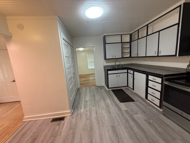 Photo - 4528 Sevierville Pike House