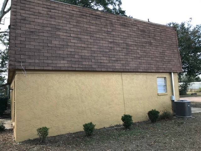 Building Photo - 1505 W Highland Ave