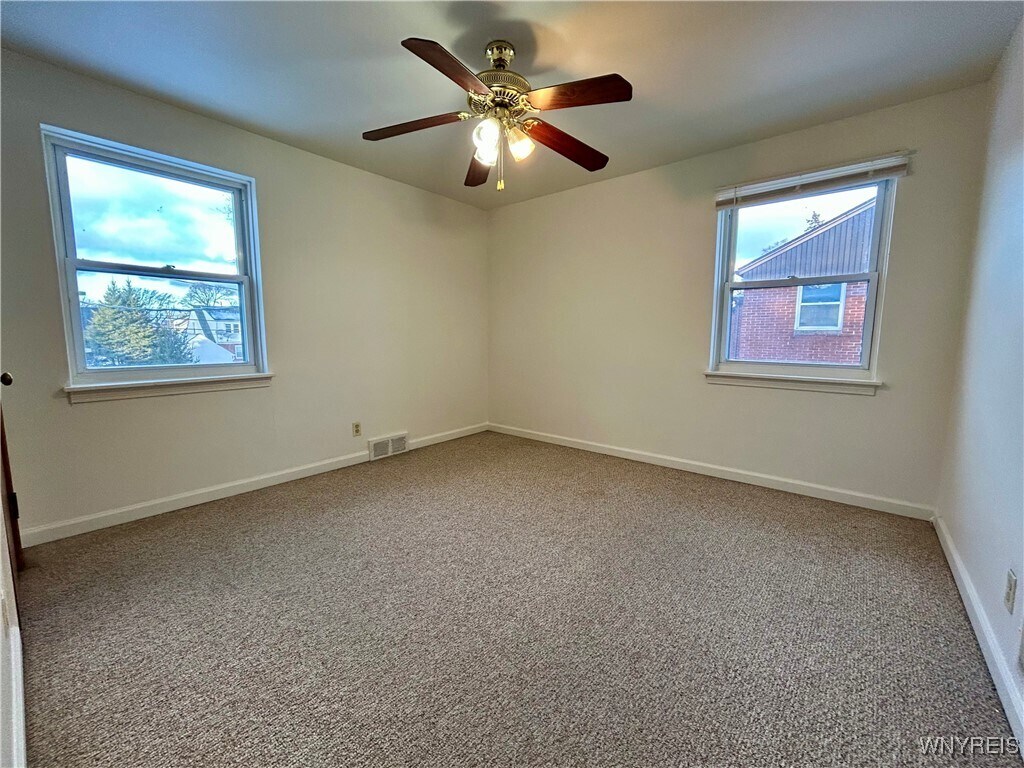 Foto del edificio - 23 Latona Ct