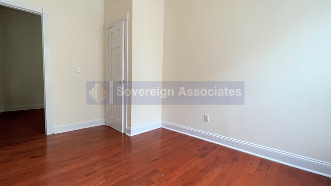 Foto del edificio - 270 Fort Washington Ave