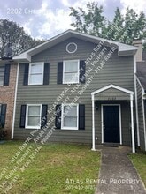 Building Photo - 2202 Cheshire Dr