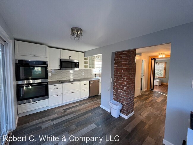 Foto del edificio - 2 br, 2.5 bath House - 310 Tryon Street