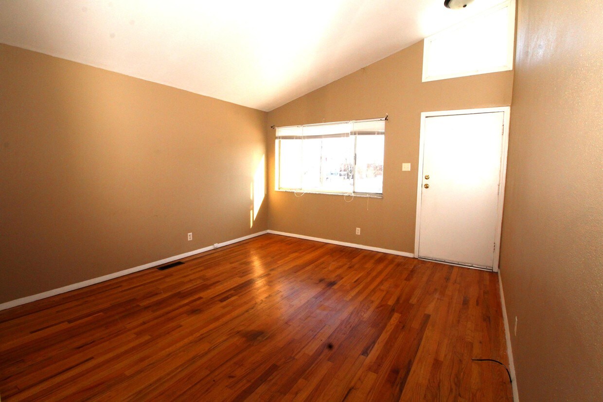 7301 Michigan Ave St Louis Mo Condo For Rent In St Louis Mo Apartments Com