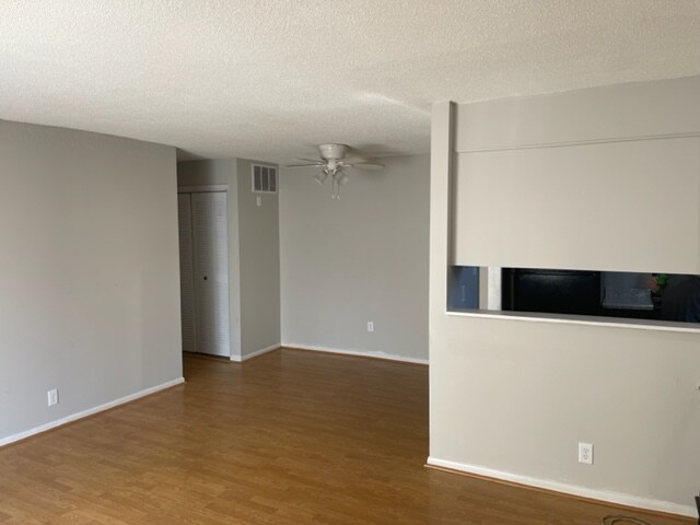 Building Photo - 3235 Lupine Dr