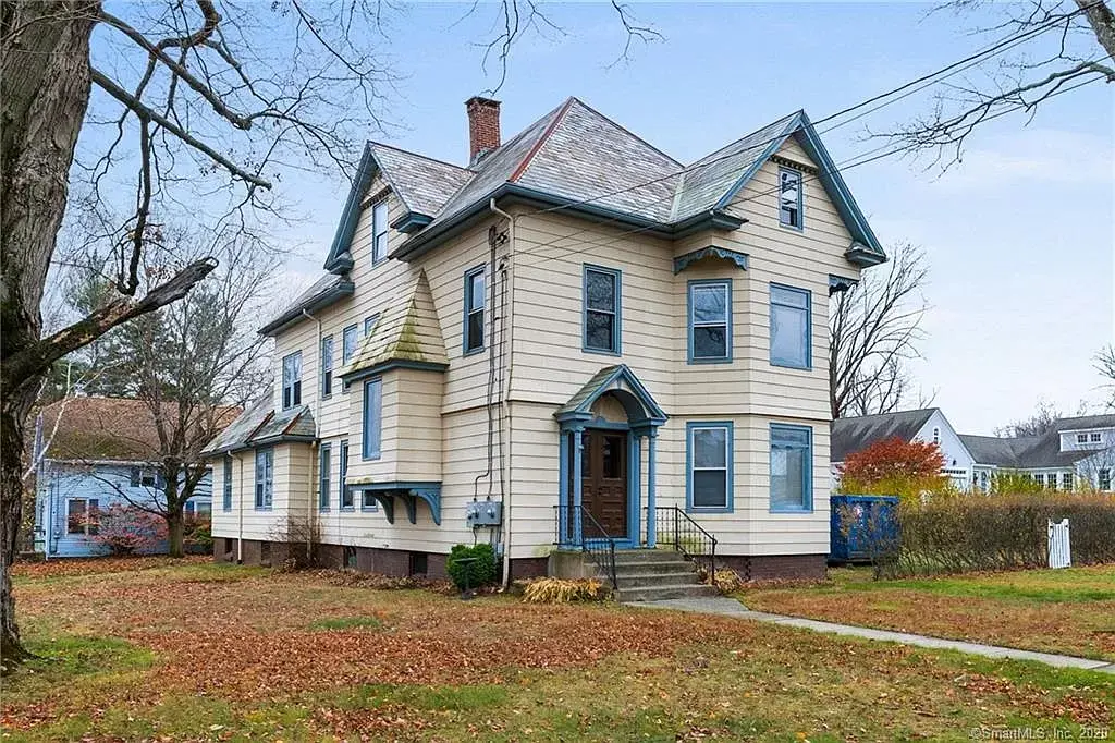 Primary Photo - 590 N Main St