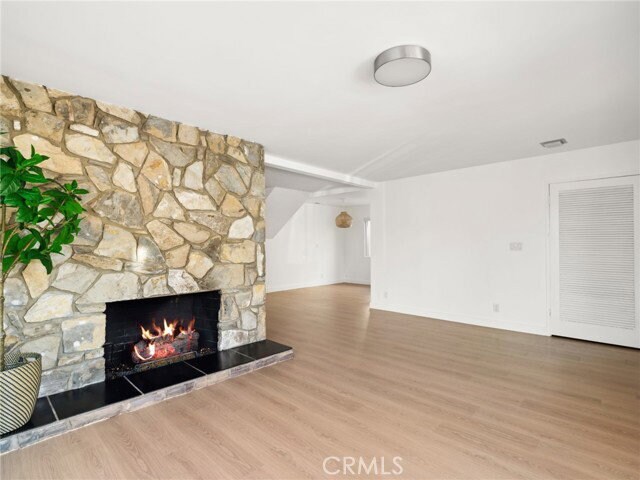 Foto del edificio - 2133 Miramar Dr