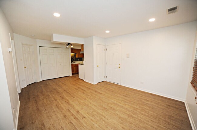 Foto del edificio - 1384 E Wyndham Cir